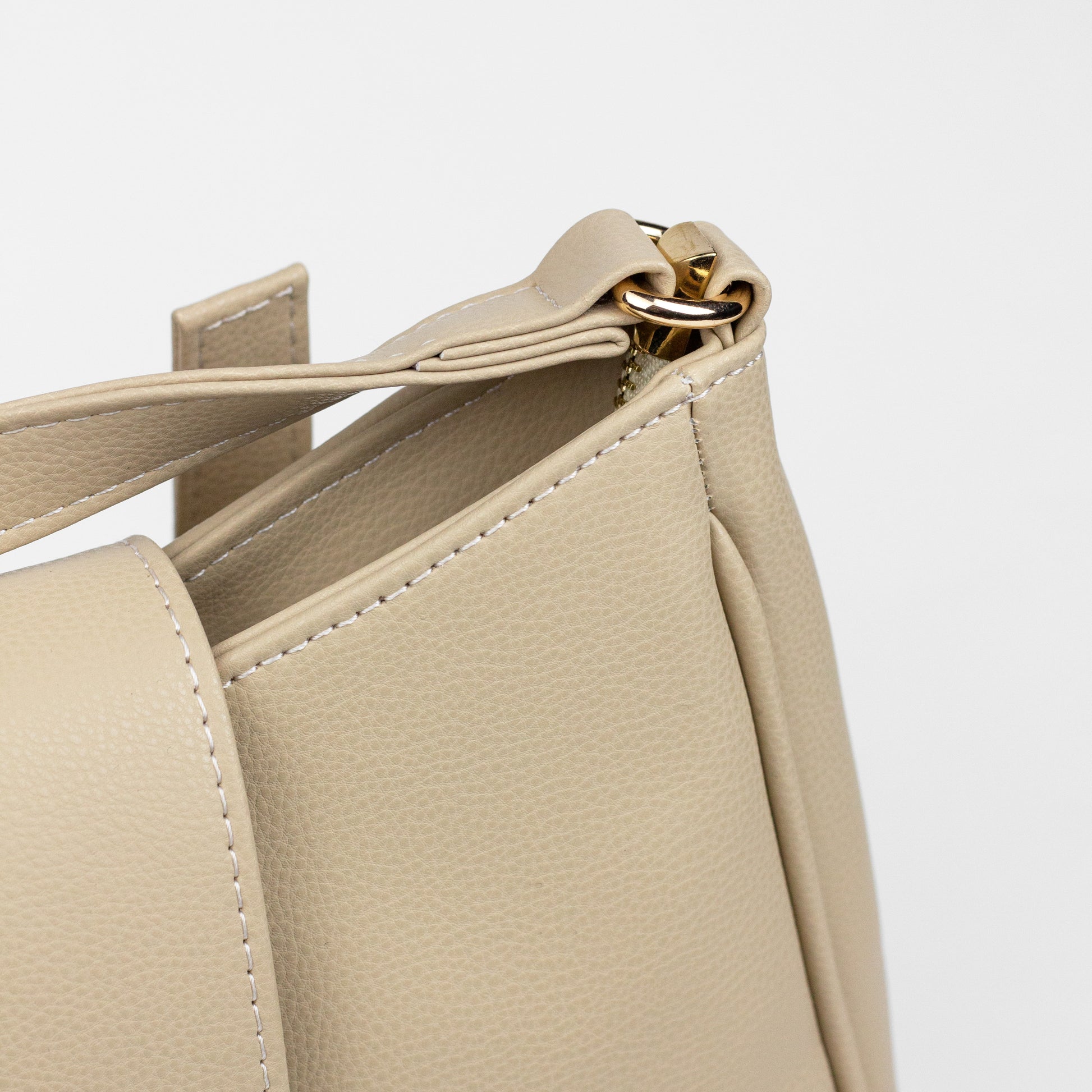 Helen Shoulder Bag