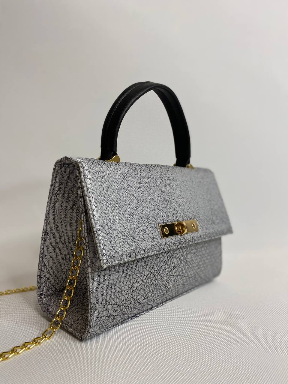 Aris Bag