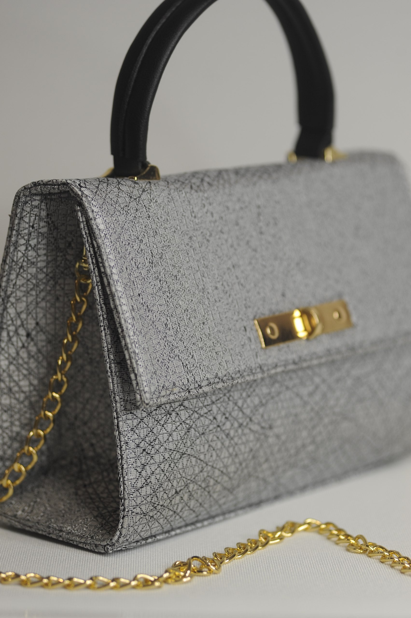 Aris Bag
